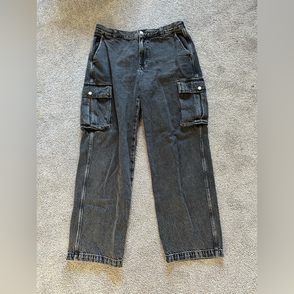 Madewell Women’s Low-Slung Cargo Jeans